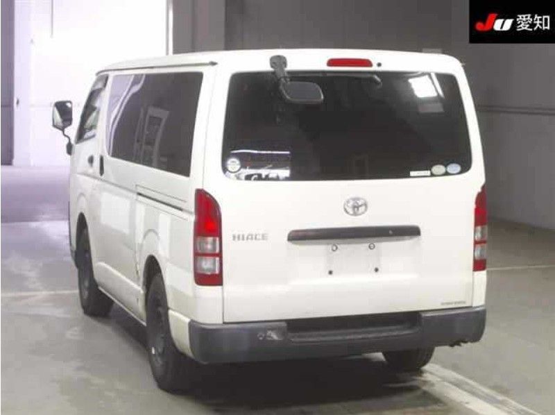  30106  TOYOTA HIACE  2017  