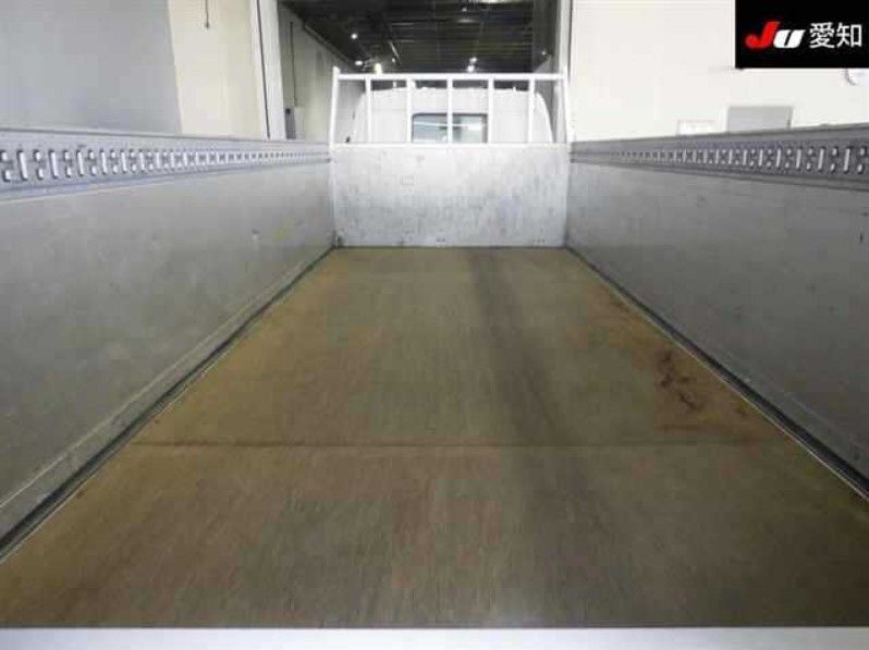  30107  HINO DUTRO  2001  