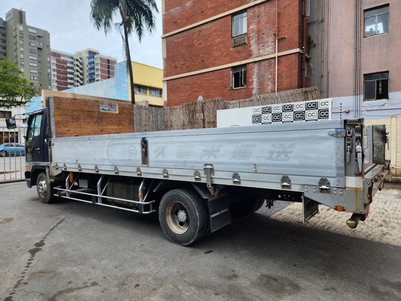  30137  HINO RANGER  1996  