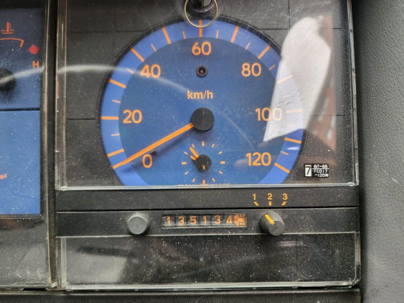  30137  HINO RANGER  1996  