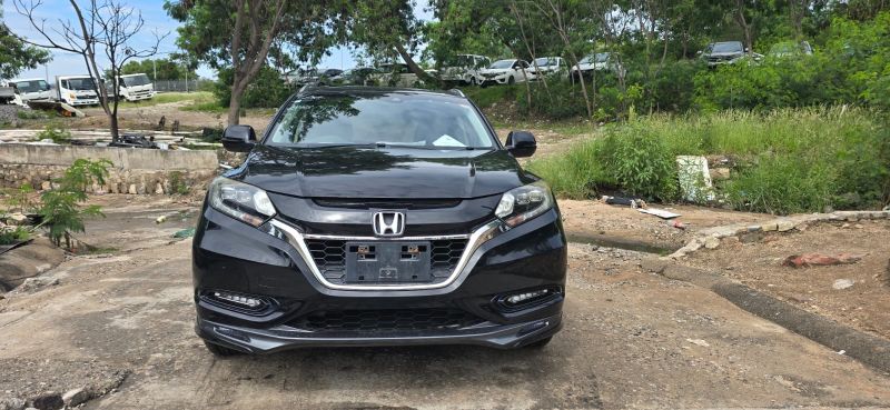  30145  HONDA VEZEL  2017  