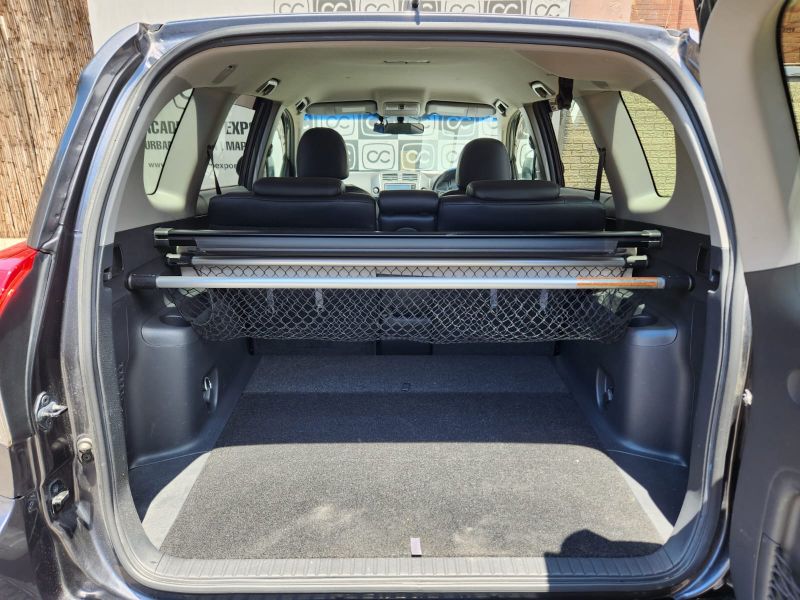  30146  TOYOTA VANGUARD  2010  