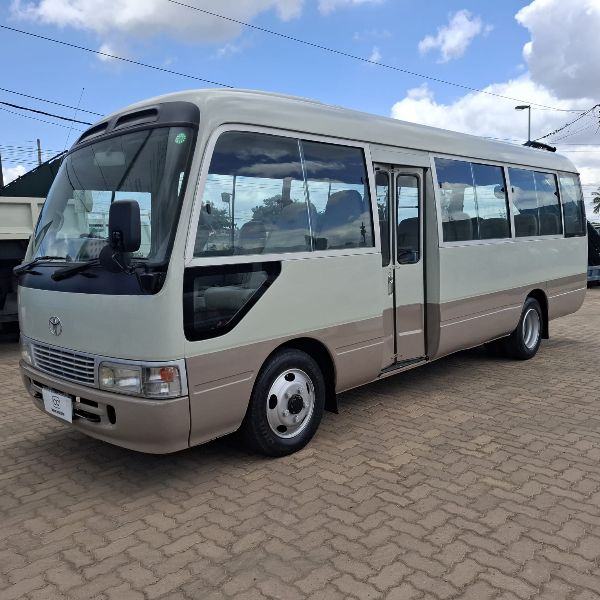  29900 TOYOTA COASTER  1997  