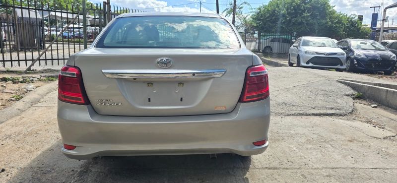  30156  TOYOTA COROLLA AXIO  2016  