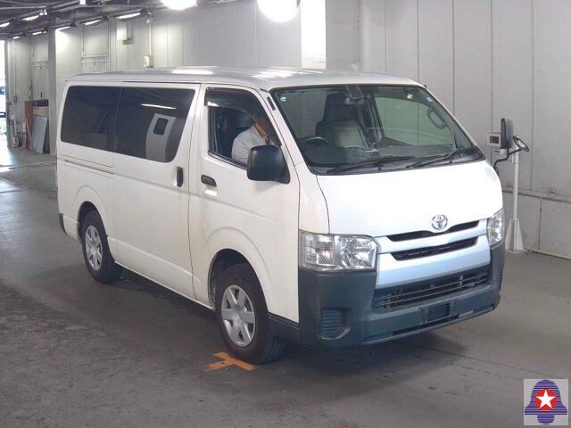  30238 TOYOTA HIACE  2017  