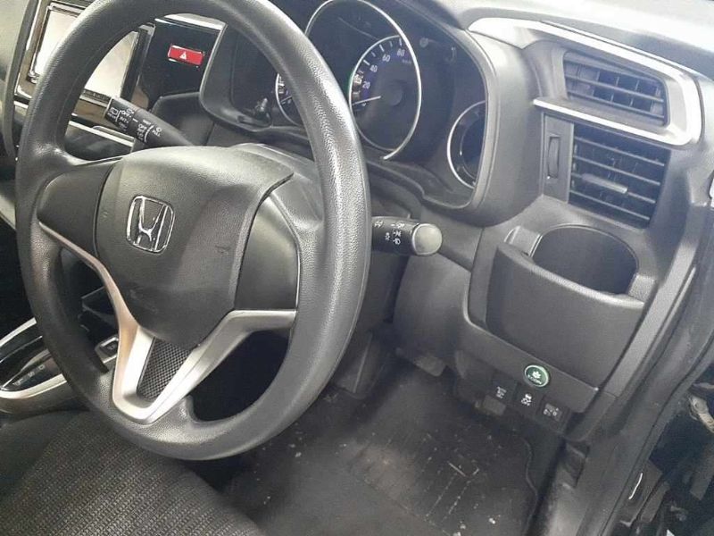 30162  HONDA FIT  2017  