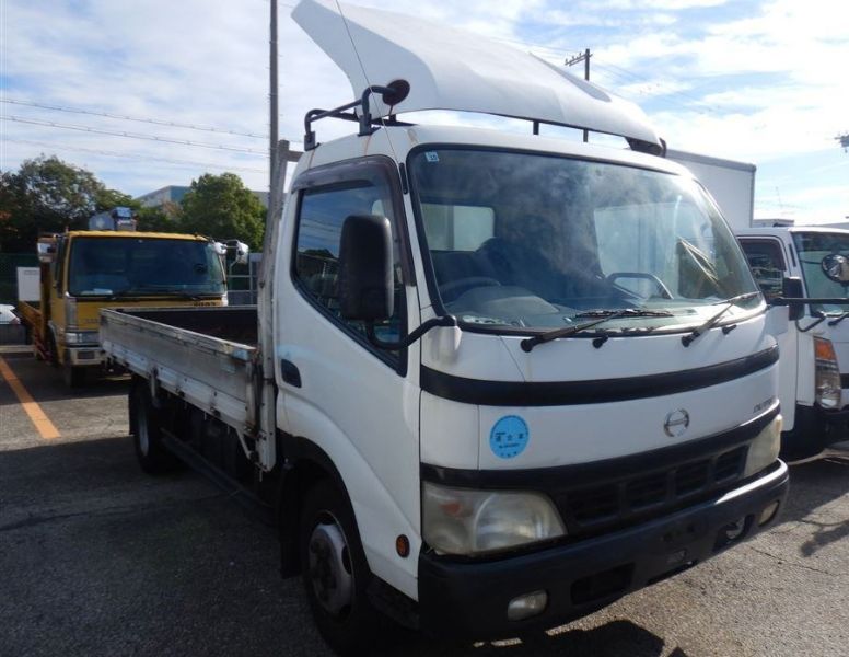  30175  HINO DUTRO  2002 