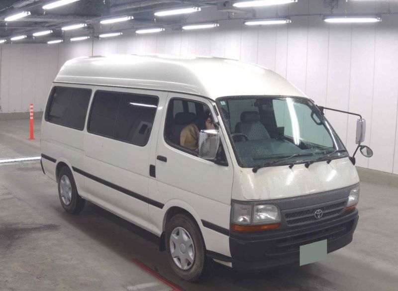  30238 TOYOTA HIACE  2017  
