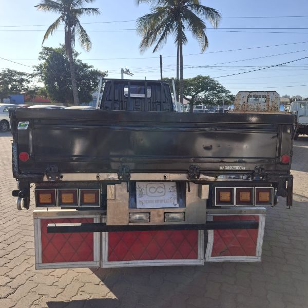  30180  TOYOTA DYNA  1989  