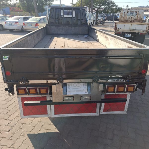  30180  TOYOTA DYNA  1989  