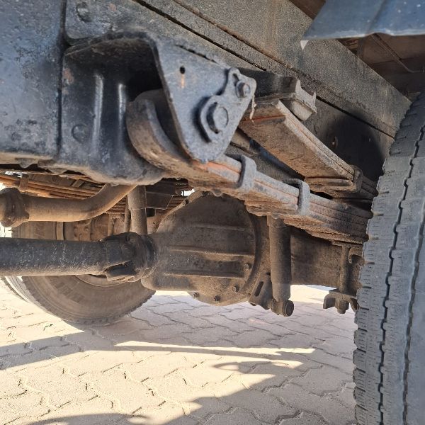  30180  TOYOTA DYNA  1989  