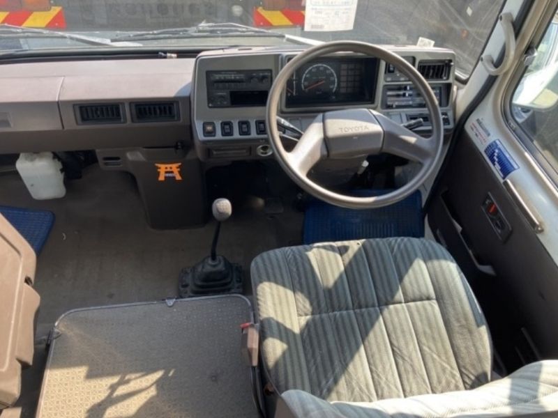  30182  TOYOTA COASTER  1990  