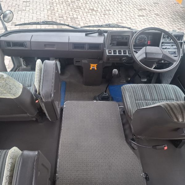  30182  TOYOTA COASTER  1990  