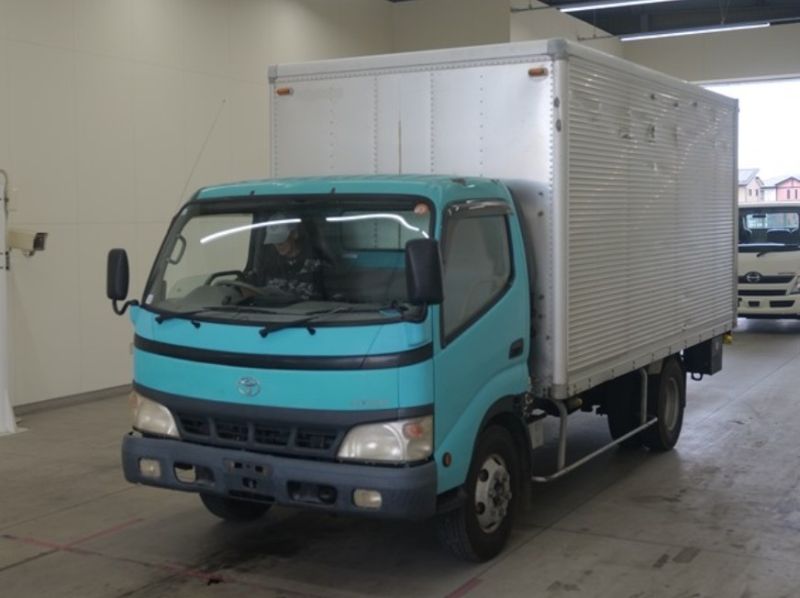  30183  TOYOTA DYNA  2002 