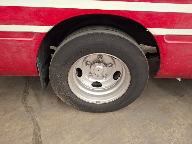  30193  HINO LIESSE BUS  2004  