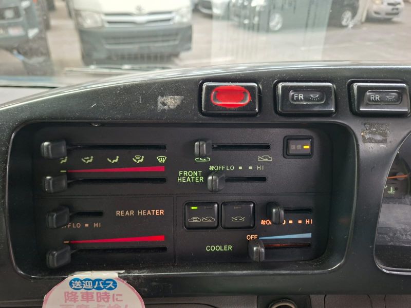  30193  HINO LIESSE BUS  2004  