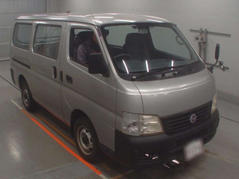  30238 TOYOTA HIACE  2017  