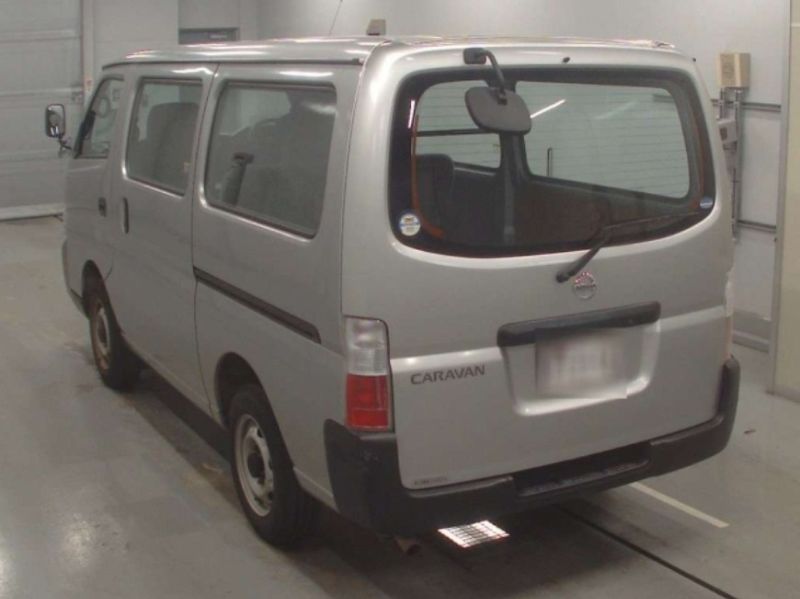  30194  NISSAN CARAVAN  2005  