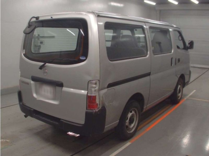  30194  NISSAN CARAVAN  2005  