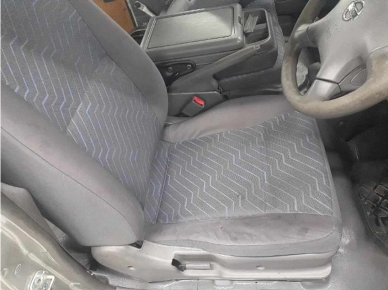  30195  NISSAN CARAVAN  2007  