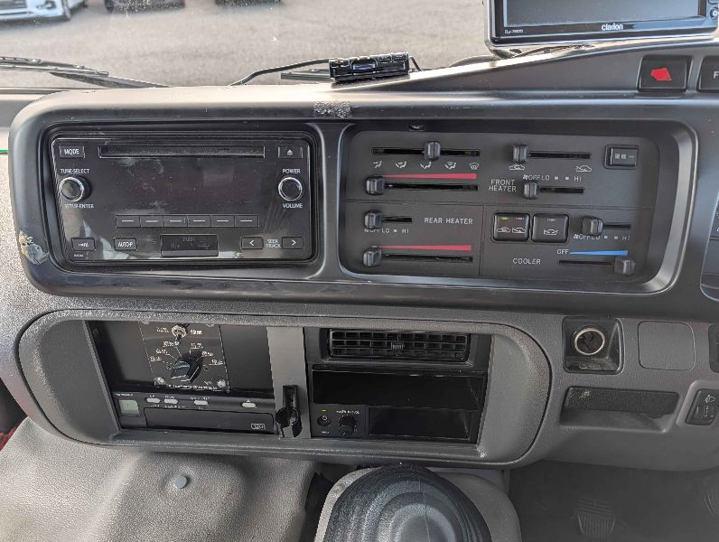  30200  HINO LIESSE BUS  2015  