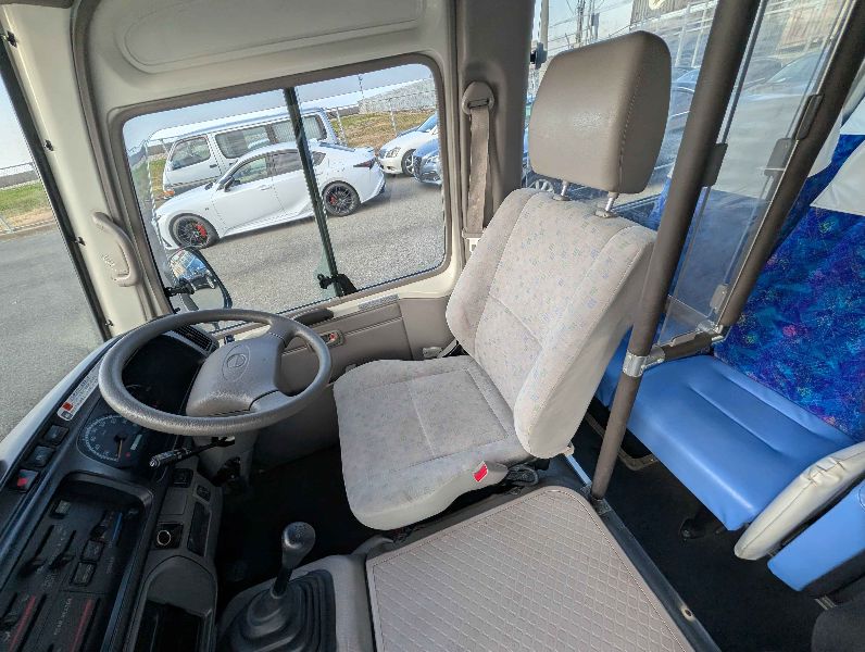 30200  HINO LIESSE BUS  2015  