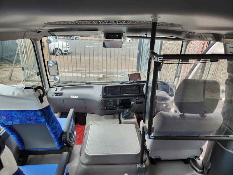  30200  HINO LIESSE BUS  2015  