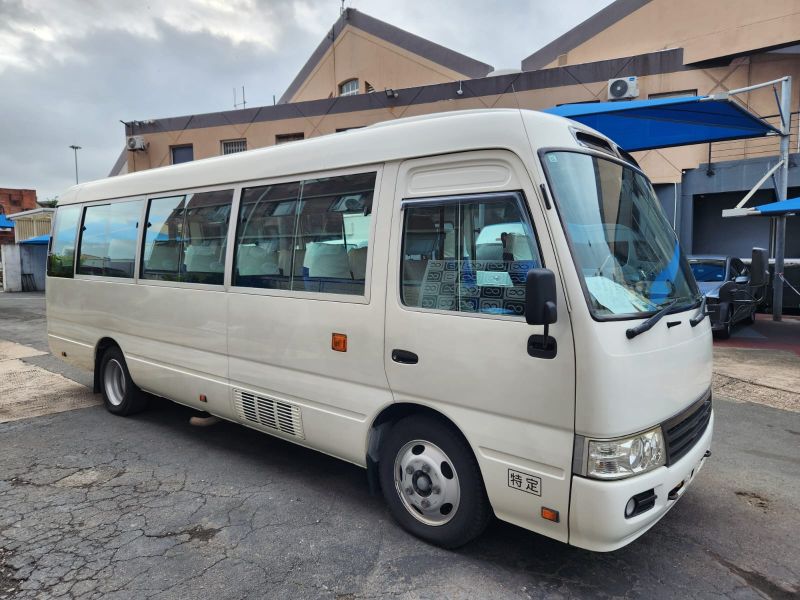  30200  HINO LIESSE BUS  2015  