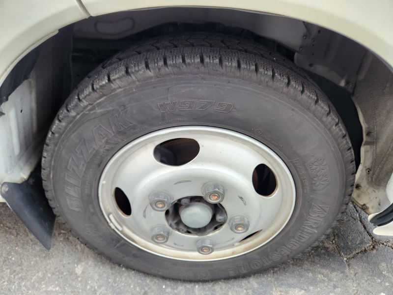  30200  HINO LIESSE BUS  2015  