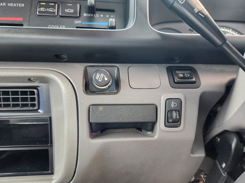  30200  HINO LIESSE BUS  2015  