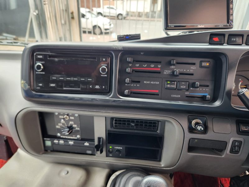  30200  HINO LIESSE BUS  2015  