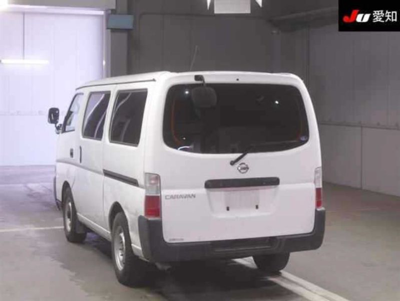  30241  NISSAN CARAVAN  2004  