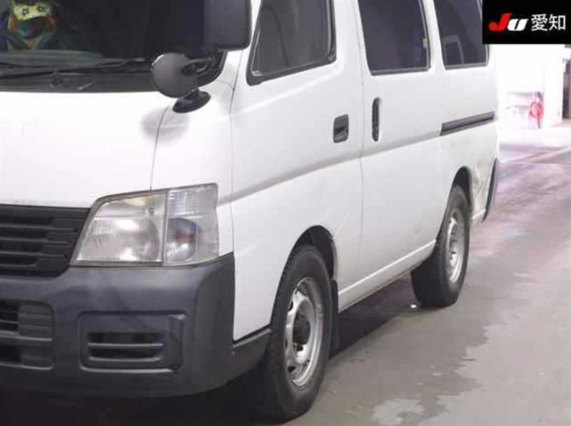  30241  NISSAN CARAVAN  2004  