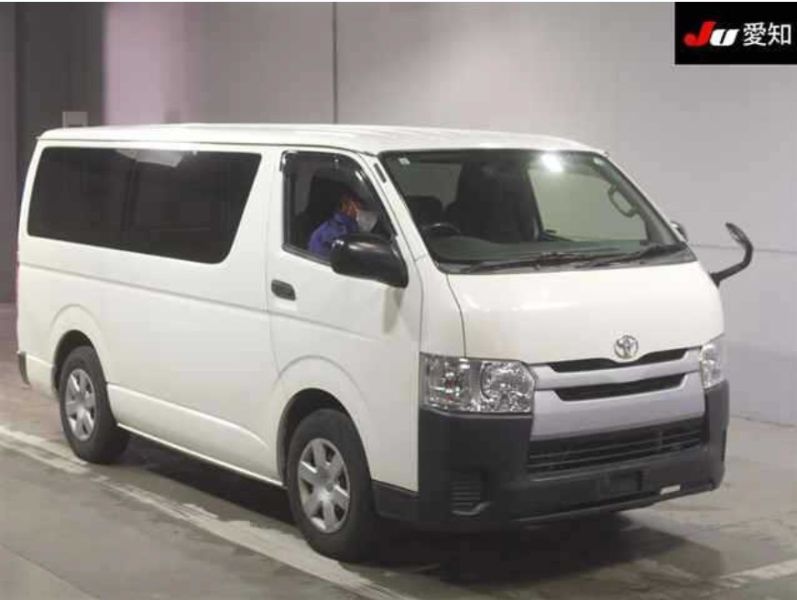  30242  TOYOTA HIACE  2016 
