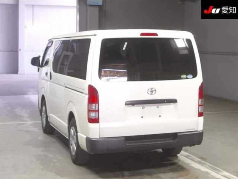  30242  TOYOTA HIACE  2016  