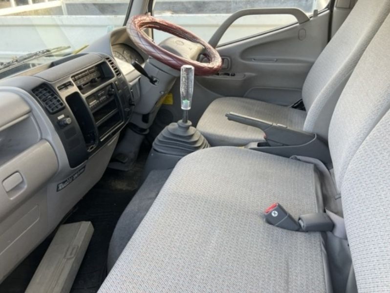  30252  HINO DUTRO  2003  