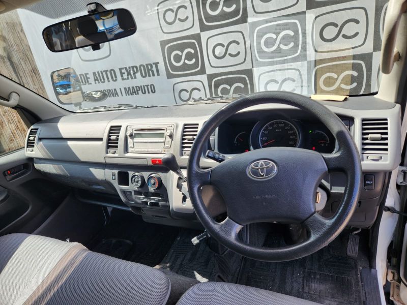  30257  TOYOTA HIACE  2008  