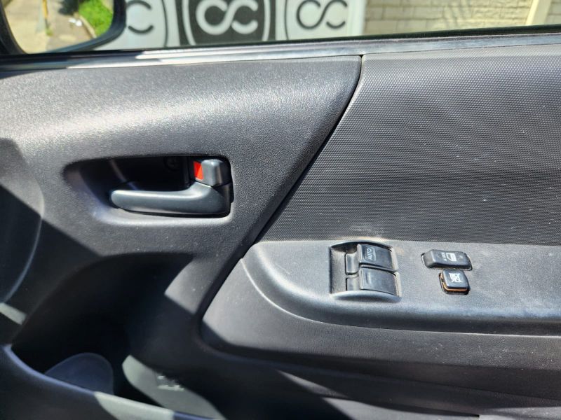  30257  TOYOTA HIACE  2008  