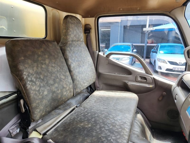  30262  HINO DUTRO  2008  