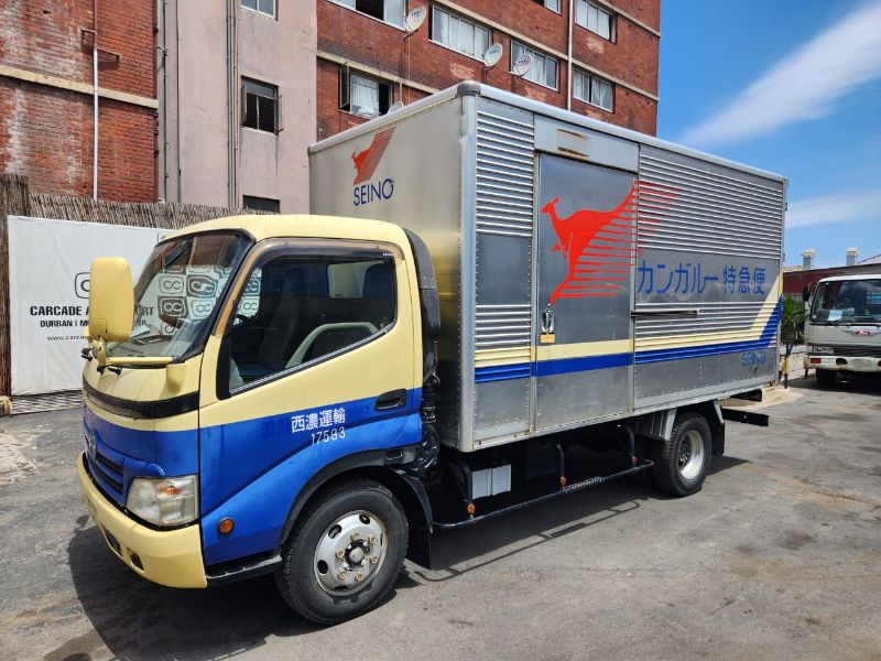 30262 HINO DUTRO 2008 