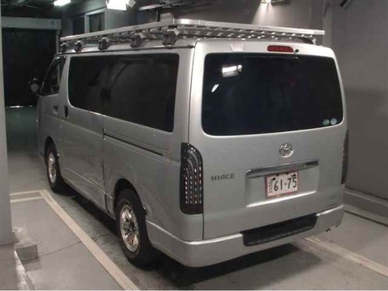  30264  TOYOTA HIACE  2016  