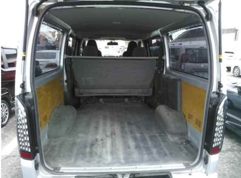  30264  TOYOTA HIACE  2016  