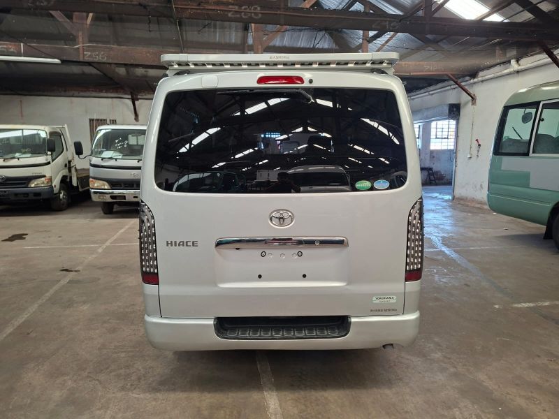  30264  TOYOTA HIACE  2016  
