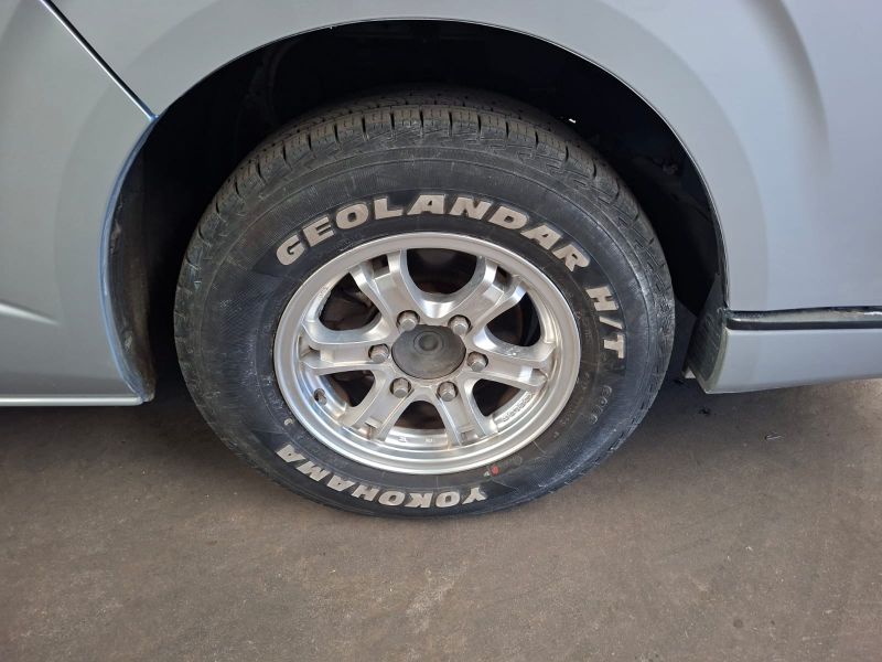  30264  TOYOTA HIACE  2016  