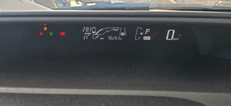  30266  TOYOTA AQUA  2017  