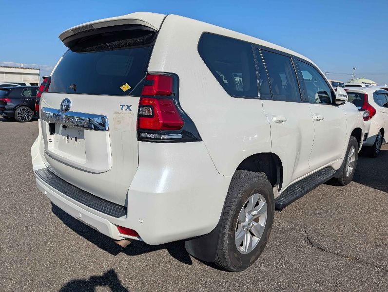  30269  TOYOTA LANDCRUISER PRADO  2021  