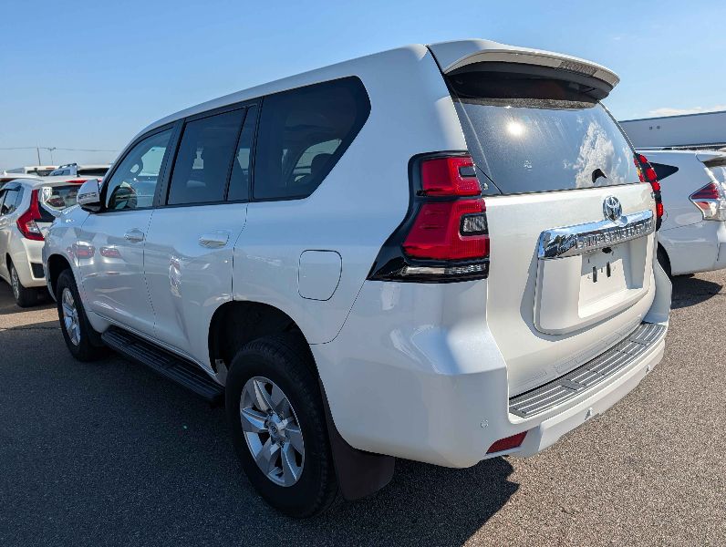  30269  TOYOTA LANDCRUISER PRADO  2021  