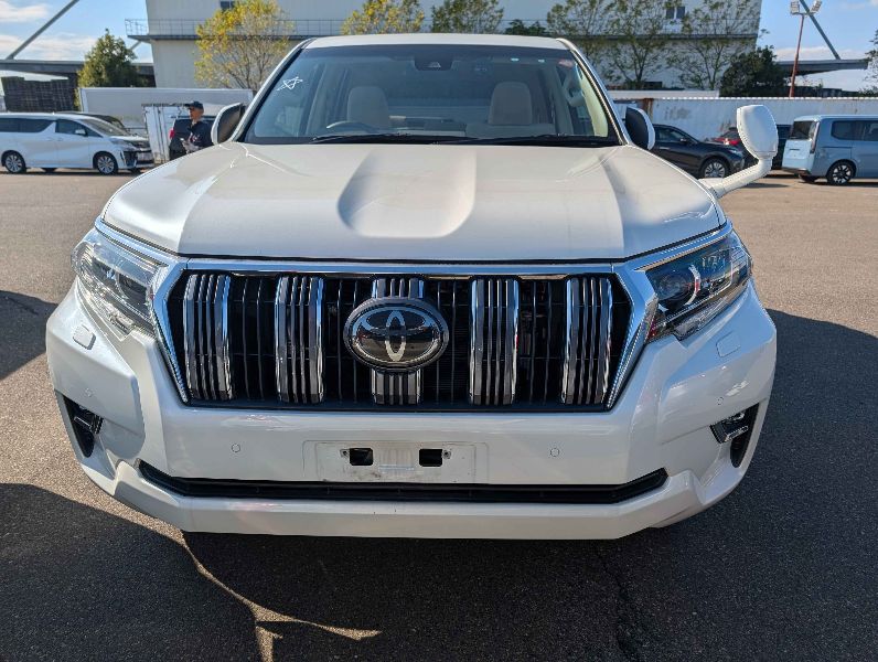  30269  TOYOTA LANDCRUISER PRADO  2021  
