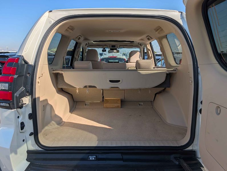  30269  TOYOTA LANDCRUISER PRADO  2021  