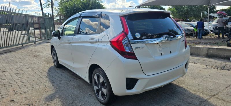  30276  HONDA FIT  2016  
